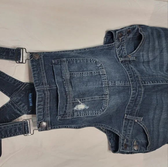 Jumpsuit - Picture 11 of 12